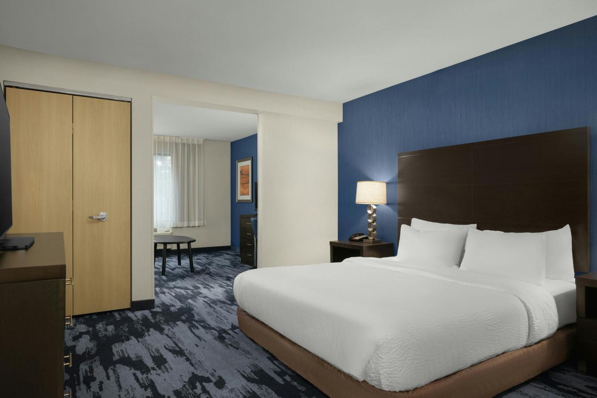 Fairfield Inn & Suites By Marriott Москоу Екстериор снимка