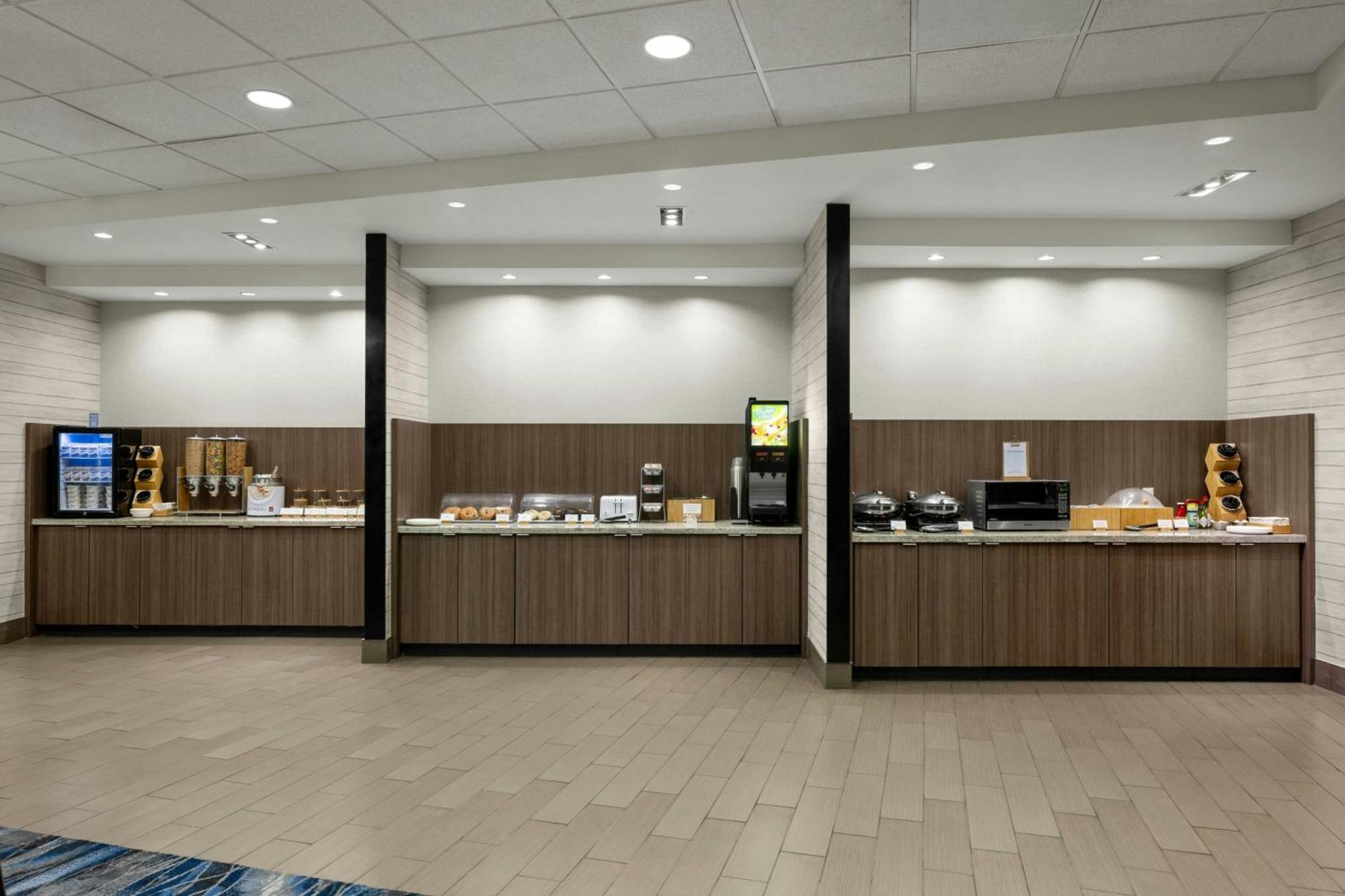 Fairfield Inn & Suites By Marriott Москоу Екстериор снимка