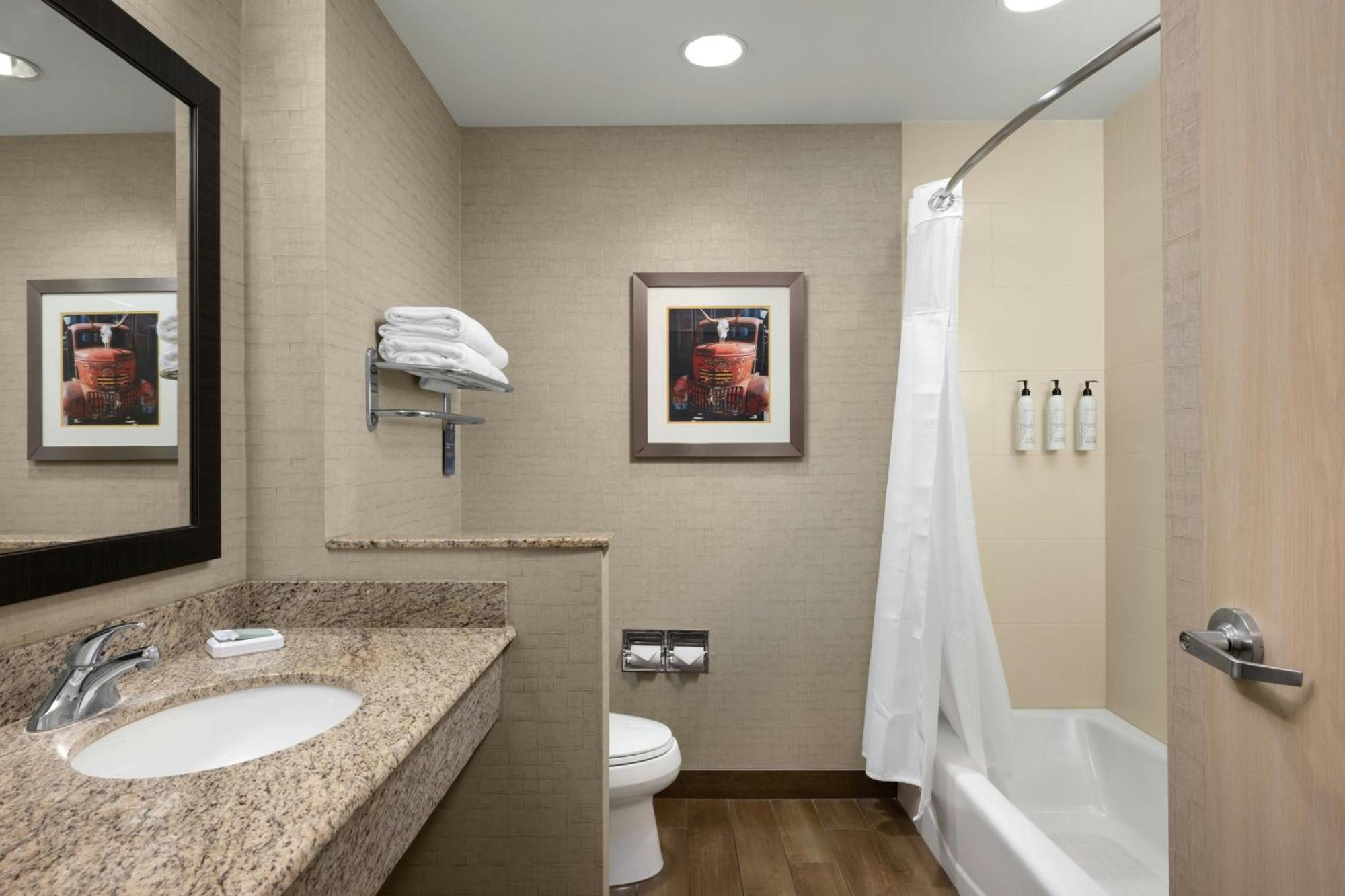 Fairfield Inn & Suites By Marriott Москоу Екстериор снимка